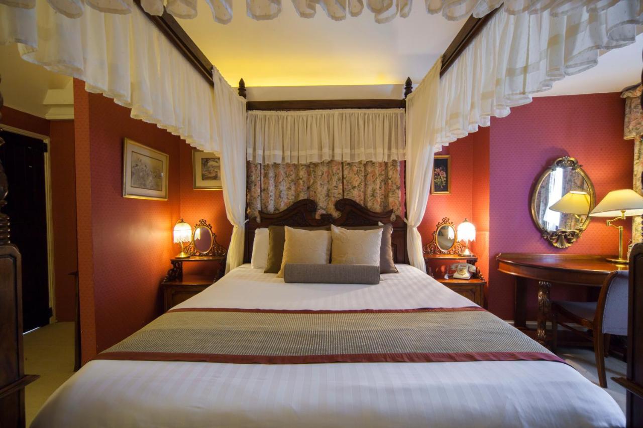 The Holt Hotel Steeple Aston Εξωτερικό φωτογραφία
